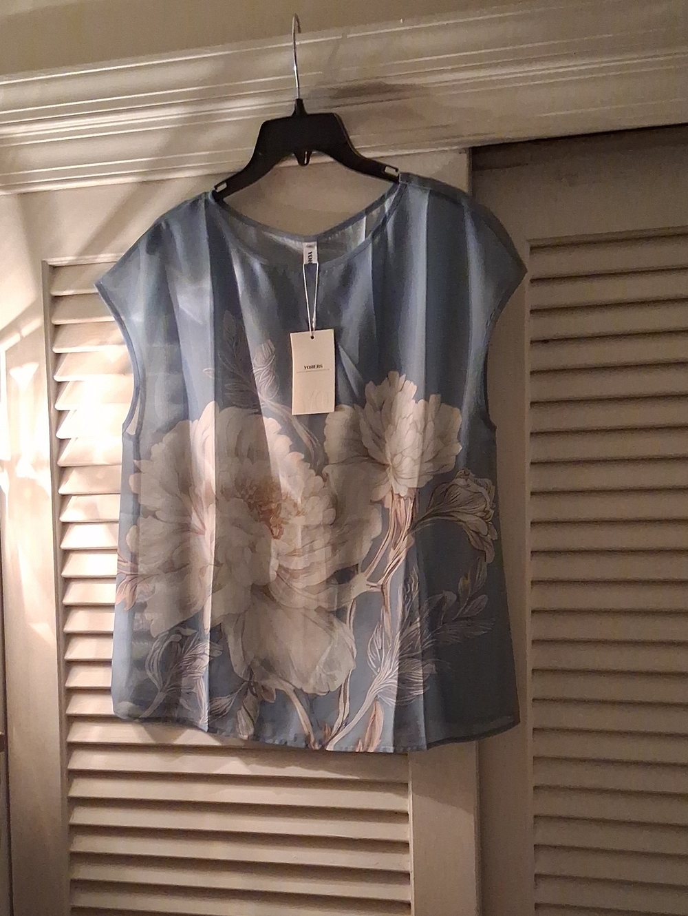 NWT - Yohers Women's Floral Satin Blouse in Dusty Blue